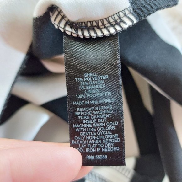 Express Women's Black and White Stripped Shift Siz 0 - Picture 7 of 8